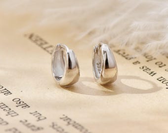 Silver Huggie Hoop Earrings, Small Tapered Hoops, 925 Sterling Silver Hinged Earrings, Minimalist Everyday Jewelry