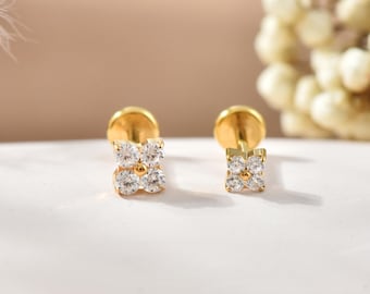 Titanium 3 mm 4 mm Cz Flower Threadless Push Pin Labret, Flat Back Earring, Helix Earring, Tragus, Cartilage Earring, Nose Ring, Gift for Her