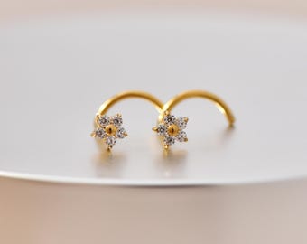 20G Titanium Dainty Daisy Pave Corkscrew Nose Stud, Tiny Flower Nose Ring, Gold Floral Nose Piercing Jewelry, CZ Cluster Nose Stud