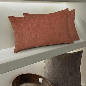ARION Boucle-Kissenbezug | Warmes Erdton texturiertes Kissen | Ein zeitloses Wohnaccessoire