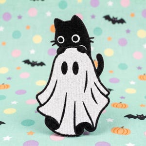 Black Cat Ghost Embroidered Patch, Cute Halloween Cat Iron On Sew On Applique, Kawaii Spooky Badge for Jacket Backpack Hat