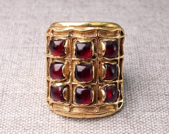 Anillo cuadrado de latón con granate: Regalo de piedras preciosas para ella.
