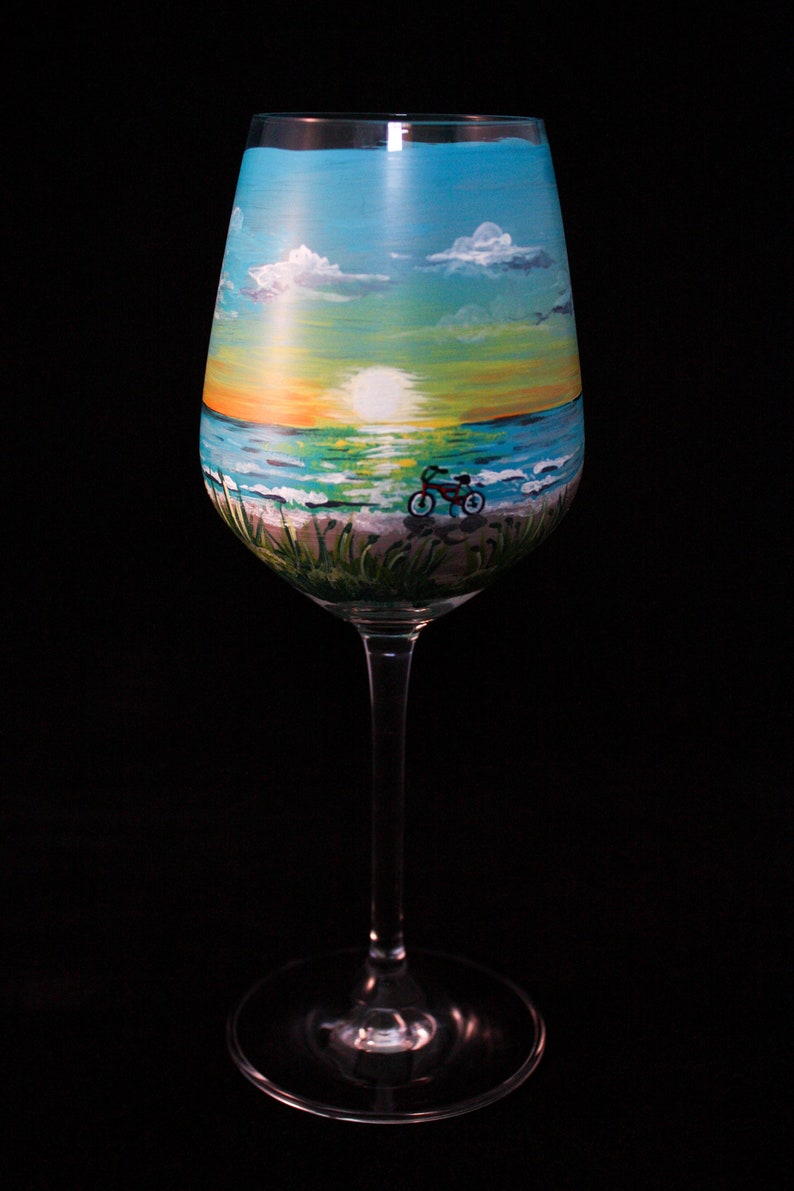 East Coast Beach Scene Wine Glass