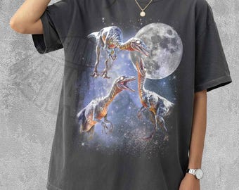 Troodon Moon Shirt, Vintage Troodon Graphic Tee, Retro Dinosaur T-Shirt, Celestial Animal Art, Prehistoric Moon Clothing, Aesthetic Fossil