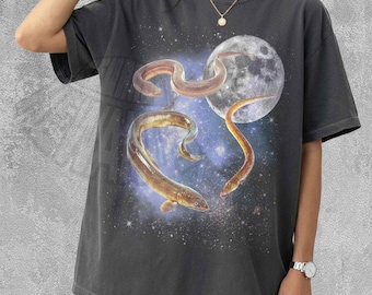 Hagfish Moon Shirt, Vintage Hagfish Tshirt, Ocean Animal Graphic Tee, Moonlit Sea Creature Top Aesthetic Deep Sea Fish Apparel, Hagfish Gift