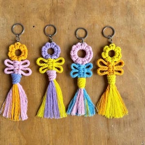 Handmade Macrame Keychain – Colorful Tassel Bag Charm Minimalist Keyring