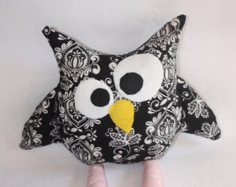 Owl Stuffed Animal, children's stuffed owl, made to order owl, plush  fabric owl, soft owl, owl toy, owl pillow, owl decor, black and pink