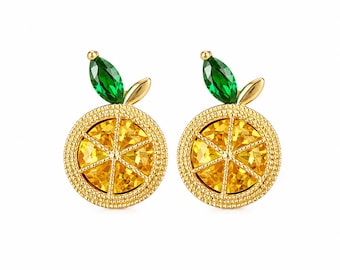 Brincos em formato de fatia de limão cintilante, joias de verão em tom dourado, design de frutas como laranja e limão.