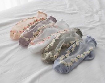 Socquettes brodées florales transparentes | Chaussettes en filet pastel avec bordure à volants, chaussettes d'été légères pour femme