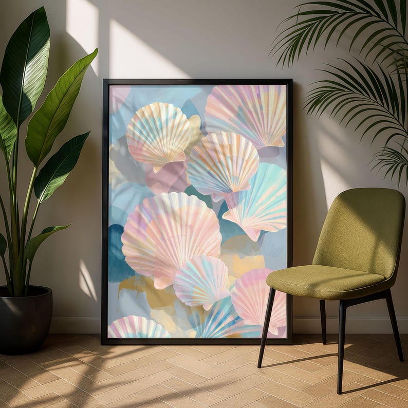 Puede incluir: Una impresi&oacute;n art&iacute;stica enmarcada con un dise&ntilde;o de acuarela de conchas marinas en colores pastel. Las conchas son en tonos rosa, azul y amarillo, sobre un fondo suave y abstracto. La obra de arte se muestra en un marco negro.