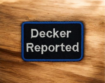 Decker Reported opstrijkbare borduurpatch