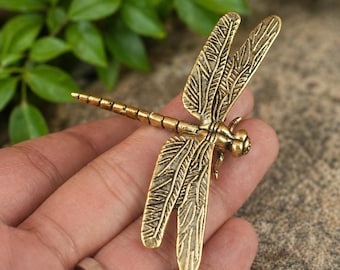 Vintage Brass Dragonfly Brooch – Detailed Insect Nature Inspired Jewelry, Cottagecore Style Gift