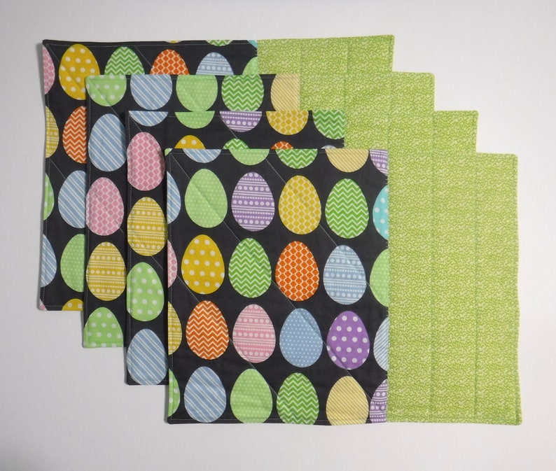 Easter Egg Placemats, Set of 4 Easter Placemats, Easter Table Decor, Choose From Blue, Green, Orange, Purple, or Yellow image 6