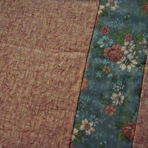 Floral Print Table Runner, Green Table Runner, Cranberry Table Runner, Quilted Table Runner image 5