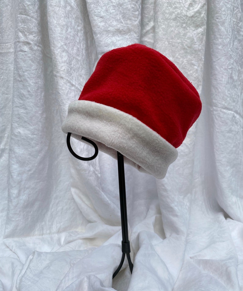 Red and Ivory Fleece Hat, Roll Brim Hat, Soft and Warm Hat, Ivory Hat, Red, Hat, Fleece Hat, Winter Hat afbeelding 4