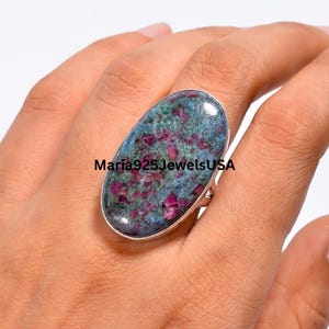 Ovale robijnrode kyaniet sterlingzilveren ring, boho blauwe edelsteensieraden