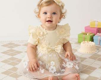 Conjunto de encaje floral para bebé niña para la salida del hospital con diadema a juego, pelele de primera calidad para recién nacida, regalo de lujo para baby shower para niñas.