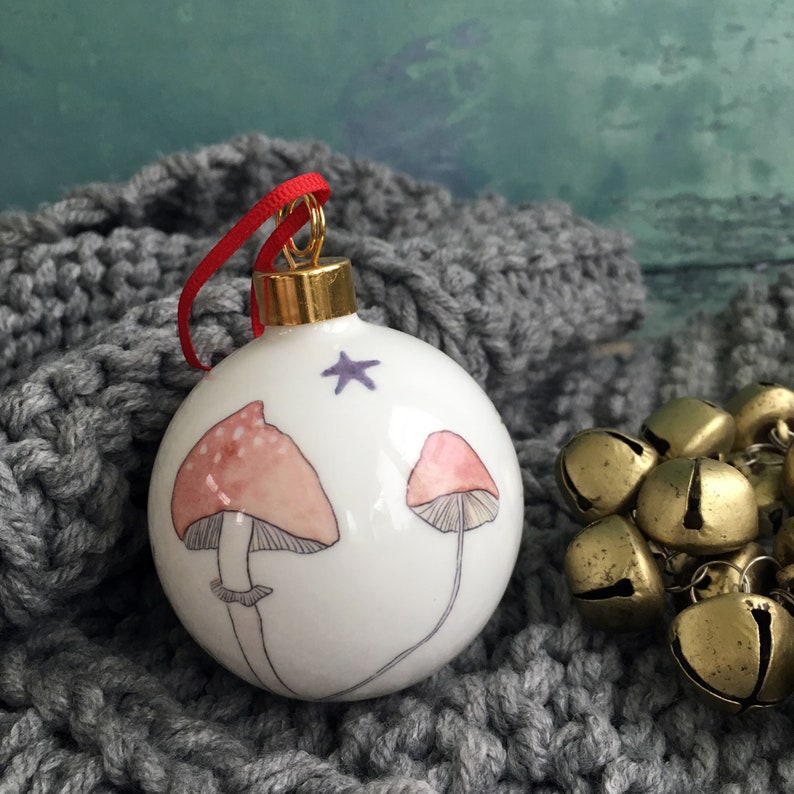 Nuthatch Bauble ceramic Christmas Bauble winter Bird Tree - Etsy UK