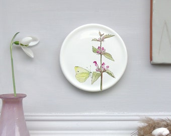 Wildflower and butterfly mini wall plate -Floral wall art- Nature wall art-botanical wall art-wildflower décor -Nature Gift-Decorative Plate