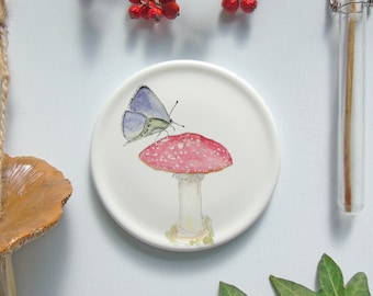 Toadstool mini wall plate - Mushroom Homeware Gift - Nature wall art - Wall Décor-Fungi Décor -Fungi Gift Idea-Nature Gift-Decorative Plate