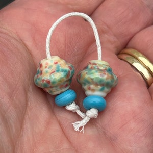 Confetti Cream ornate lampwork glass bead pair image 6