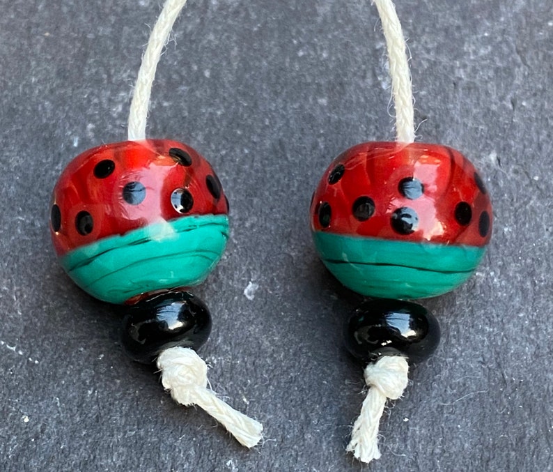 Watermelon Petal Bead pair FHFteam GBUK SRA