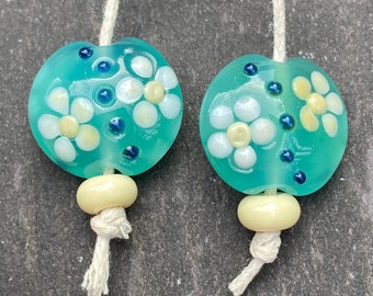 Daisy Lentil lampwork glass bead pair