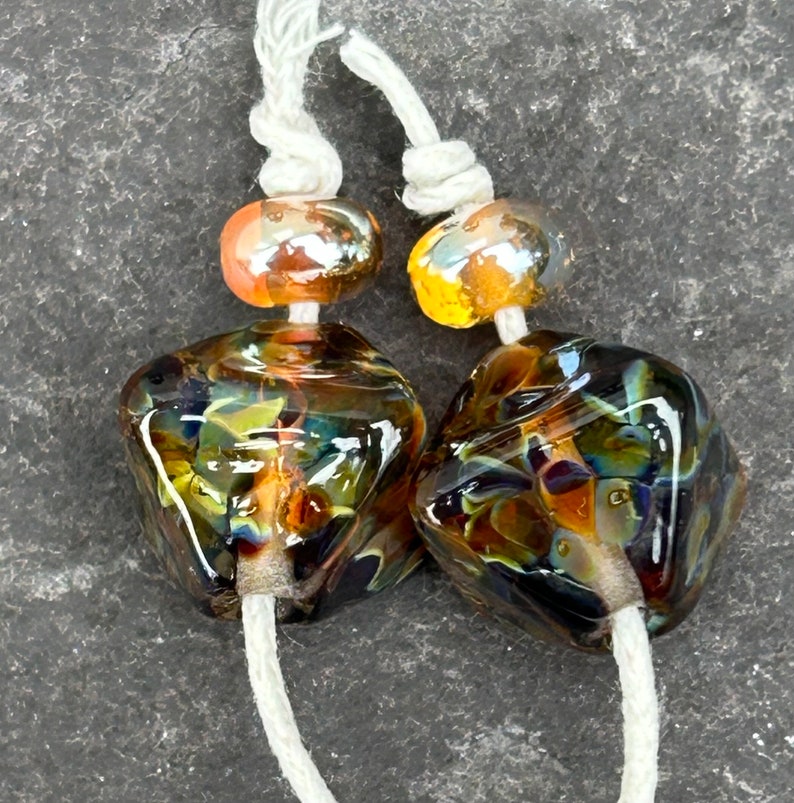 Smoky Treacle Crystal lampwork glass bead pair image 3