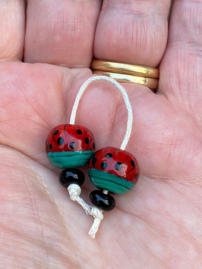 Watermelon Petal Bead pair FHFteam GBUK SRA