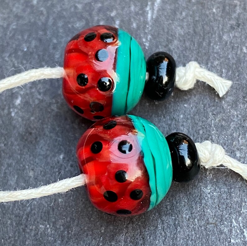 Watermelon Petal Bead pair FHFteam GBUK SRA