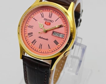 Vintage Seiko 5 automatisk herrarmbandsur dag- och datum guldpläterad Ref-6309 rosa urtavla
