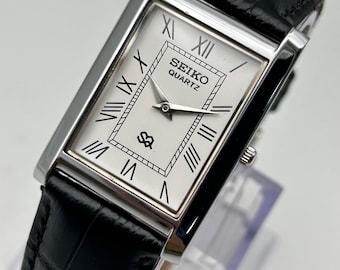 Vintage Seiko Slim Tank Style Quartz herenpolshorloge, rechthoekig model, witte wijzerplaat