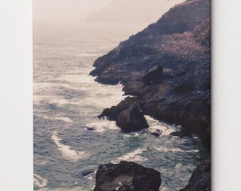 Foggy Oregon Coast Magnet – Calming Ocean Photography Gift, Oregon Coast Souvenir, Travel Decor for Nature Lovers, Beach House Magnet