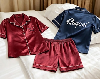 Ensemble de pyjama personnalisé en satin pour couple - pyjama assorti pour lui et elle, cadeau personnalisé pour anniversaire, mariage, Saint-Valentin, Noël