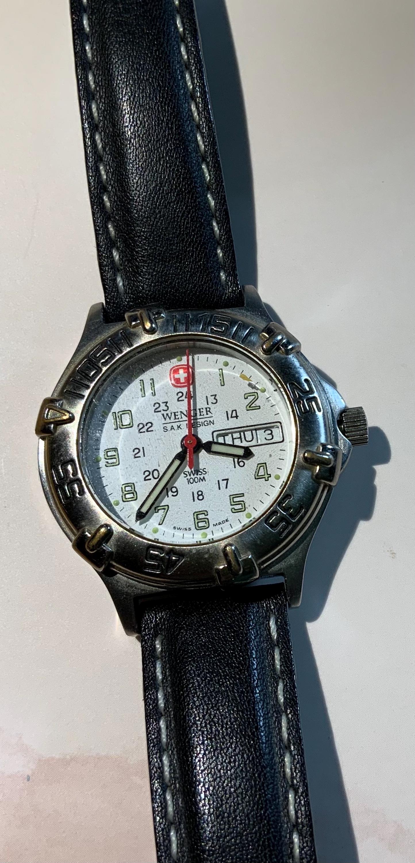 Wenger S.A.K Design Day Date Dial Leather Strap Quartz 90