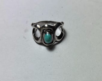 Vintage Navajo Turquoise Sandcast Sterling Silver Ring - Native American Western Jewelry
