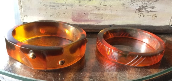 2 brown lucite bangel bracelets - image 2