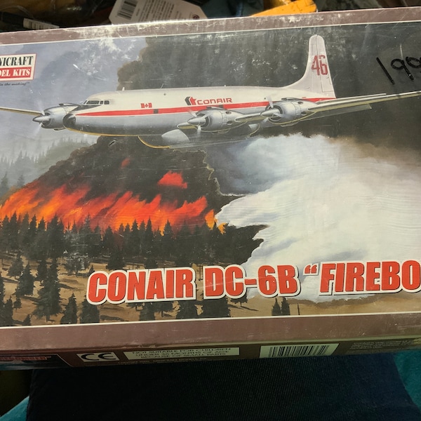 1/144 Minicraft Conair DC-6B Firebomber Aircraft Plastic Scale Model Kit