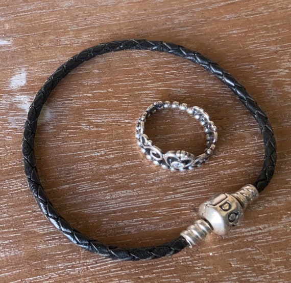 Review: Pandora Leather Bracelets - Mora Pandora