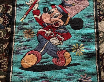 Disneyland rug 1972 Mickey Mouse drum major