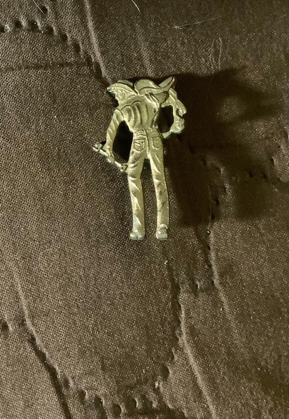 LEVI'S SADDLEMAN AWARD プバチョ Vintage Levi Strauss Saddleman Employee Award Pin - Etsy