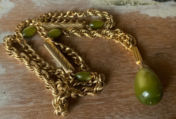 1970’s gold tone necklace with iridescent green b… - image 2