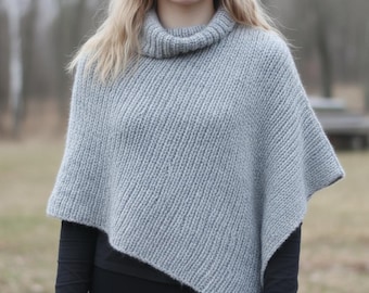 Poncho in maglia con collo alto: uno strato invernale minimalista per bambini