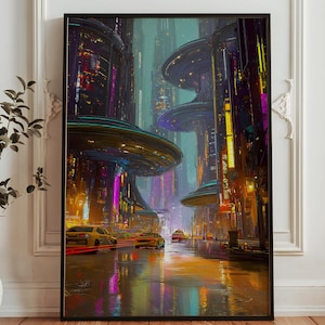 Puede incluir: Impresión artística digital enmarcada que representa una ciudad futurista con edificios altos y estructuras en forma de platillo volante. La obra de arte presenta colores vibrantes, incluyendo amarillo, morado y naranja, con coches en una calle mojada.
