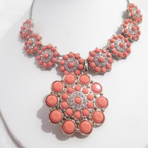 Premier Designs Necklace Brooch Set