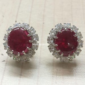 Vintage röda rubinörhängen, ovala örhängen med simulerad rubinhalo, 14K vitguldplätering 925 sterlingsilver, present till kvinnor