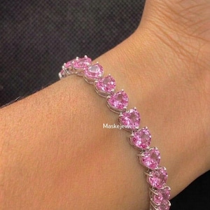 Pulsera de tenis para mujer con forma de corazón, con rubí rosa simulado y diamantes, chapada en oro blanco de 14k y plata de ley 925.