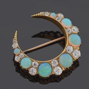 Antique Vintage Lab-Created Opal Brooch Pin in 14K Yellow Gold Plated 925 Silver – Elegant Victorian Style Statement Jewelry Gift for Unisex
