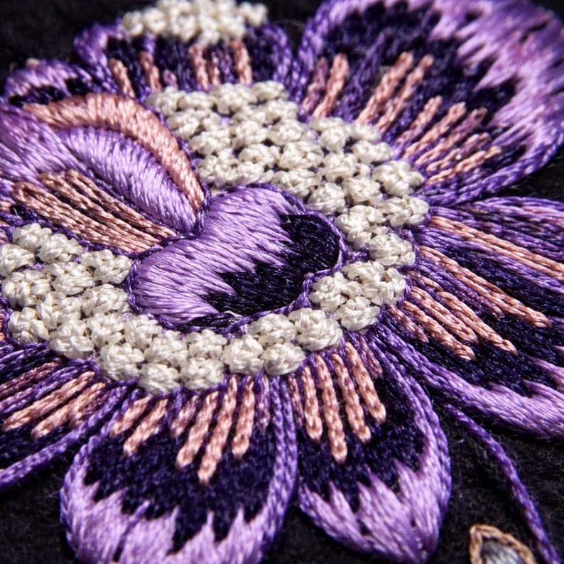 Purple Floral Embroidery Design, Elegant Flower Embroidery Pattern ...