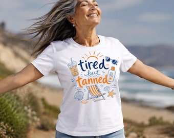 Witte Bella canvas mockup oudere vrouw, Coastal Cliffs tshirt mockup, volwassen vrouw lifestyle mockup, Arms Open Freedom Tee